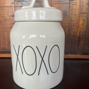 Valentines Day White Ceramic XOXO Canister Rae Dunn